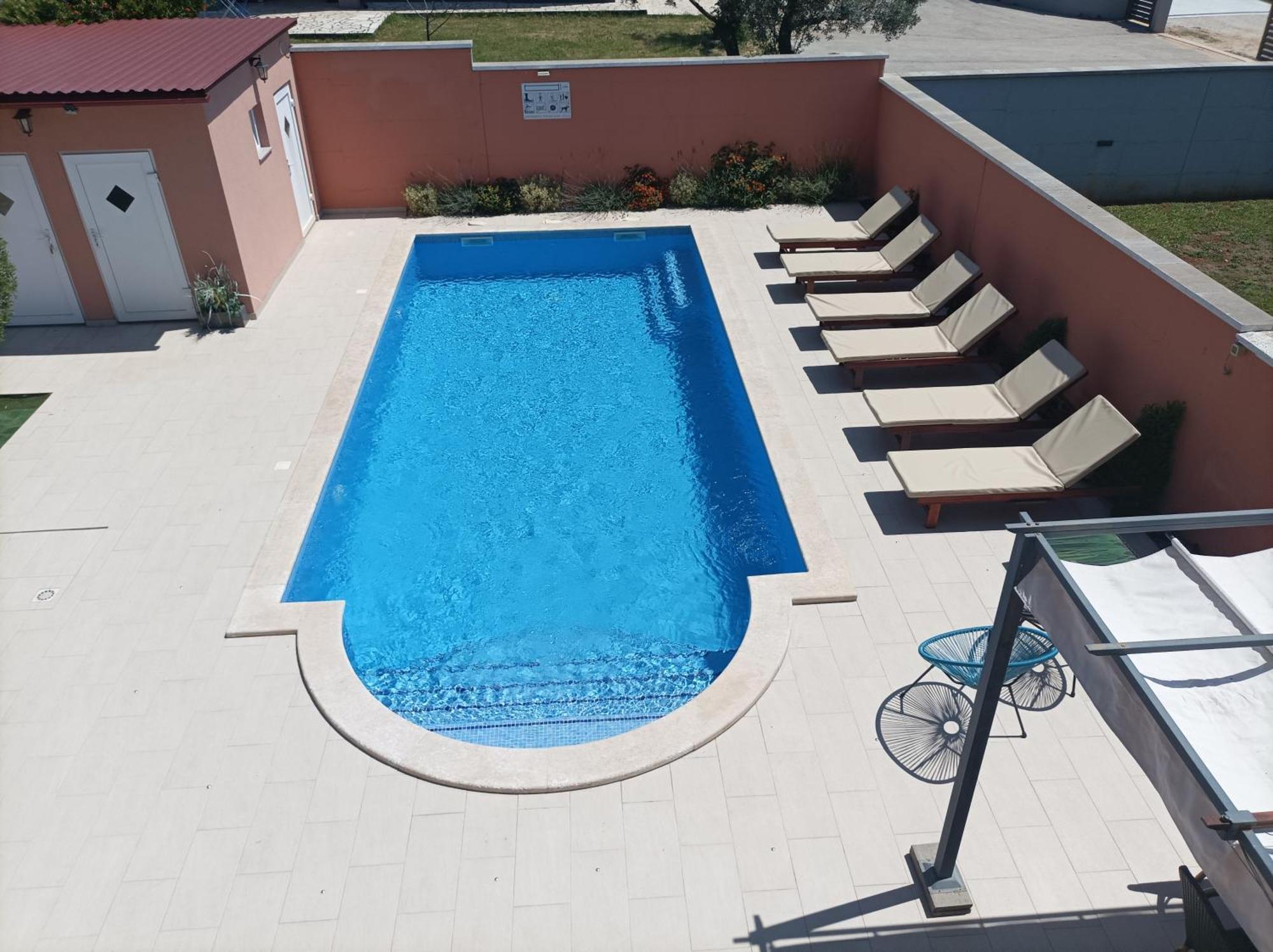 House Monte Cherpo Пула Екстериор снимка